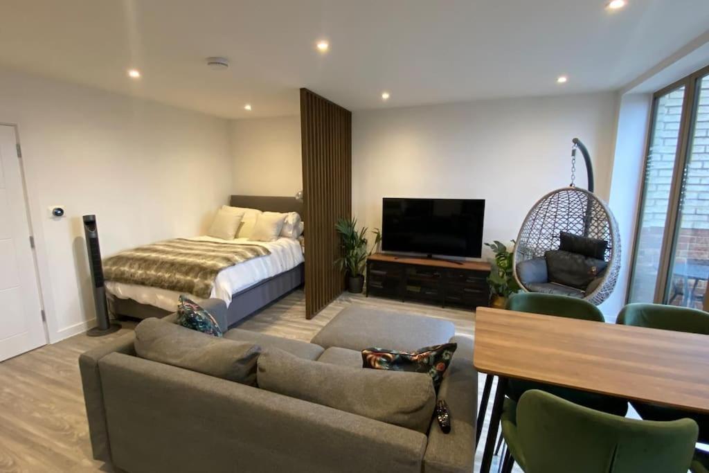 London Luxe: Stylish Studio Екстер'єр фото