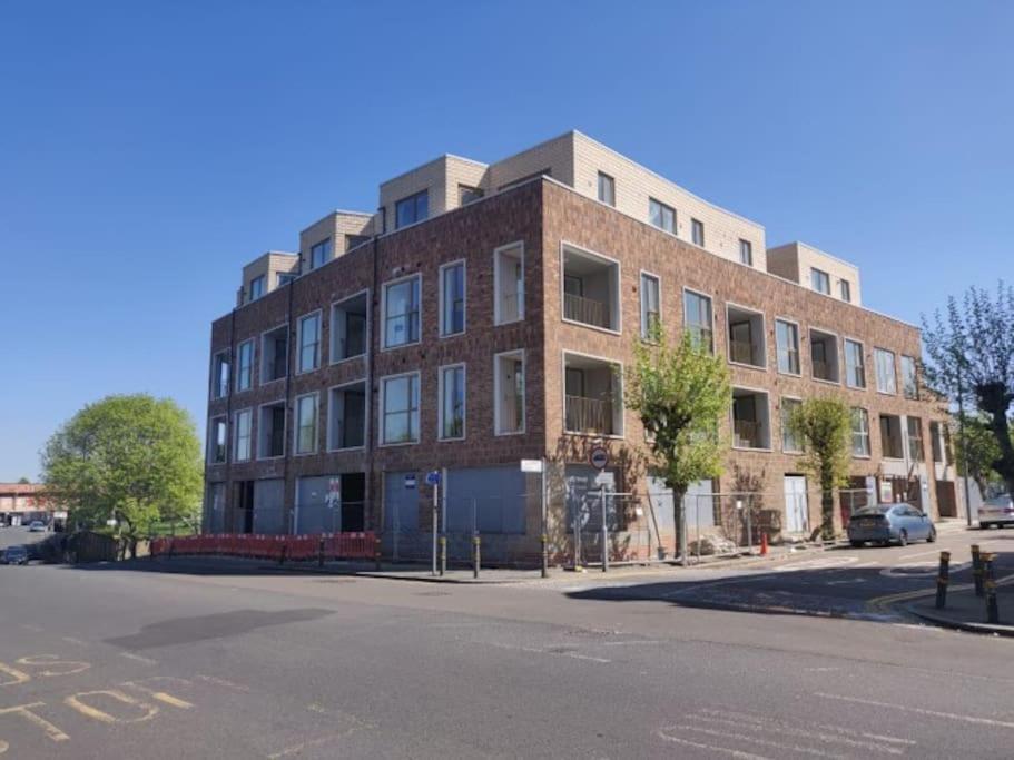 London Luxe: Stylish Studio Екстер'єр фото
